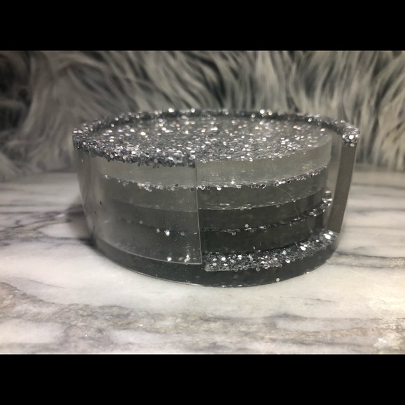 🎉 HOST PICK! 🎉 Glam Silver Glitter Coaster Set With Holder - Picture 3 of 10